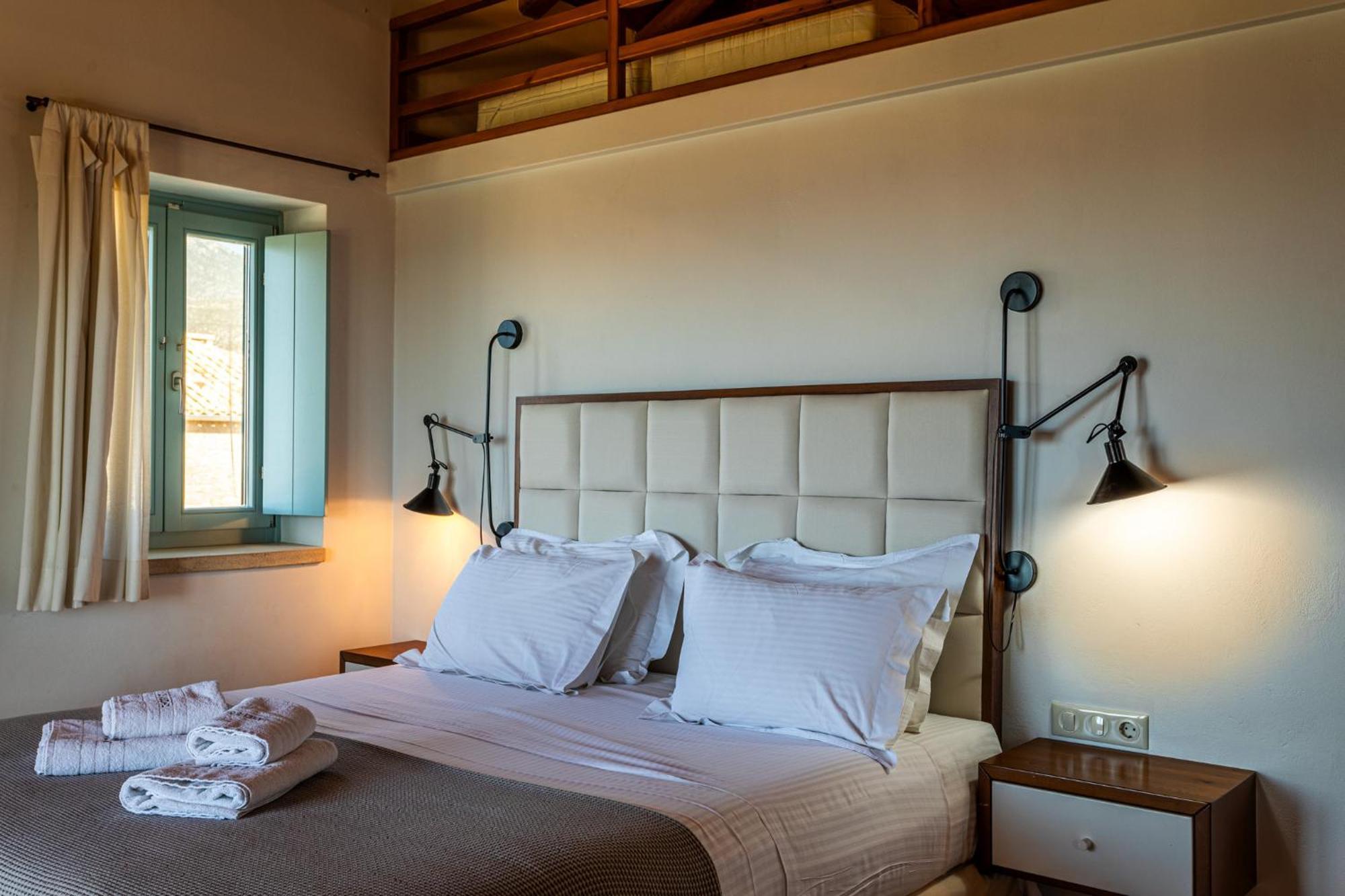 Lithos Guesthouse Kardamili Экстерьер фото