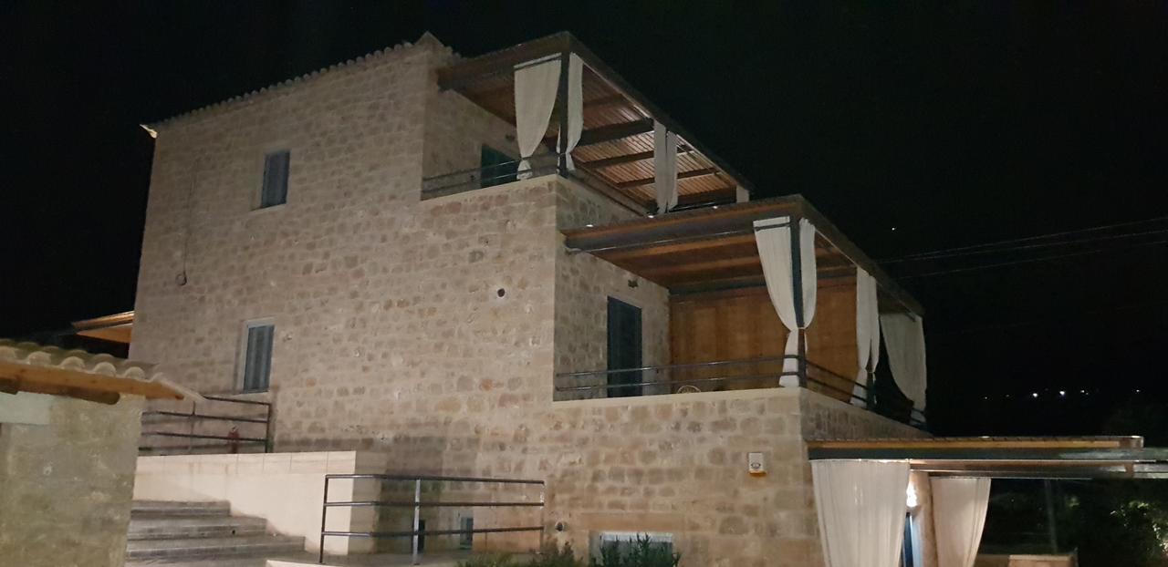 Lithos Guesthouse Kardamili Экстерьер фото